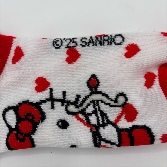HELLO KITTY MID-CREW SOCKS SHOE SIZE 4-10 SET OF 2 RED & BLACK - Picture 9 of 9